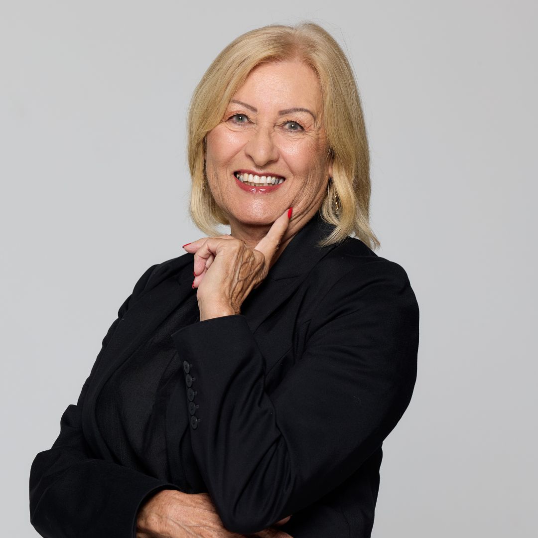 Bev Kelly